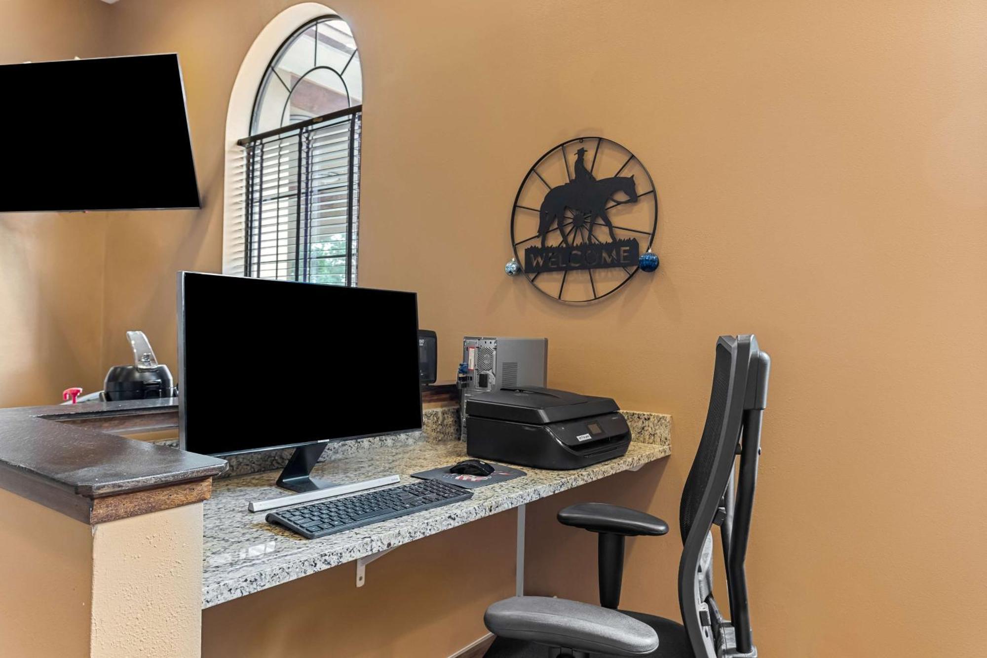 Best Western Moriarty Heritage Inn Екстериор снимка